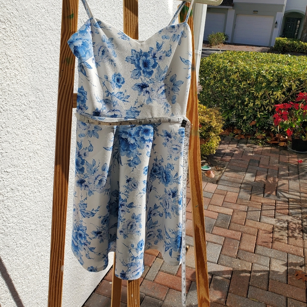 Floral Blue and White Windsor Dress